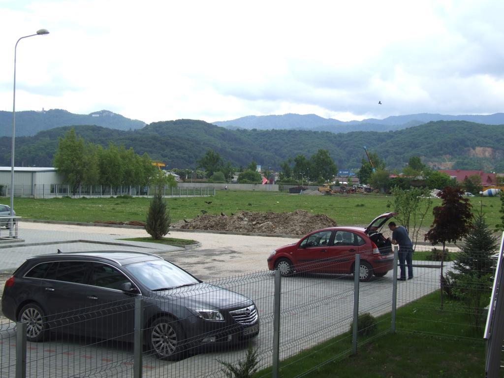Anca Apartment Брашов Екстер'єр фото